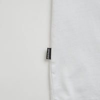 Pasteelo Rise T-Shirt in White thumbnail