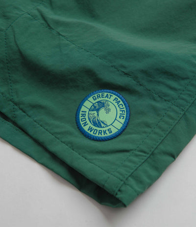 Patagonia Baggies Longs 7" Shorts - GPIW Crest: Conifer Green