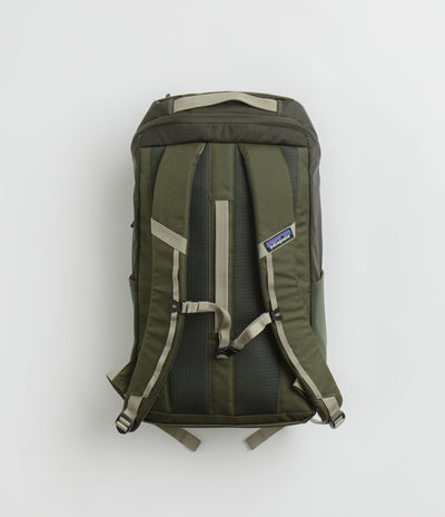Patagonia Black Hole Backpack 25L - Pine Needle Green