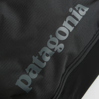 Patagonia Black Hole Mini MLC Bag in Black and Black thumbnail