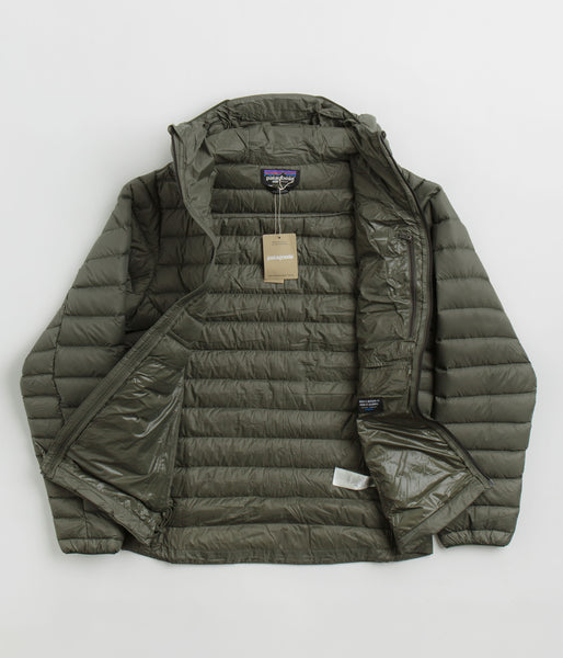 Patagonia Down Sweater Hooded Jacket (NetPlus®) Pine Needle