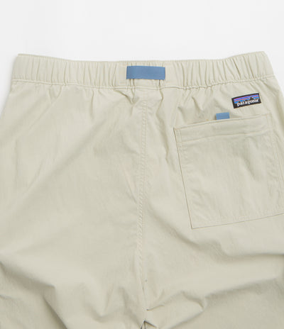 Patagonia Outdoor Everyday Pants in Pelican