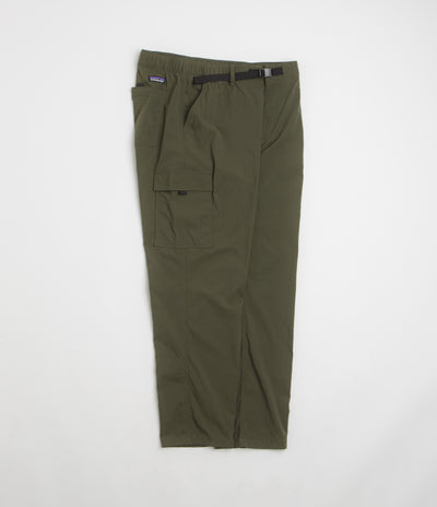 Patagonia Outdoor Everyday Pants in Pine Needle Green