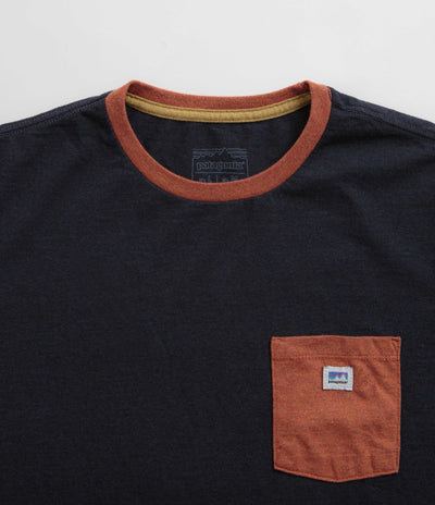 Patagonia Shop Sticker Pocket Responsibili-Tee T-Shirt - Piton Purple