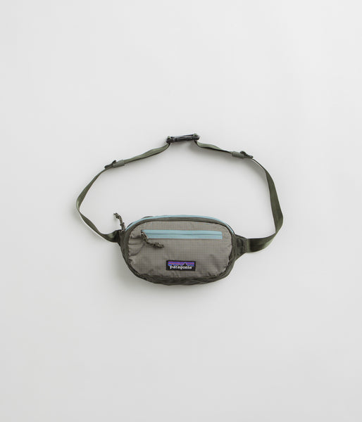 patagonia ultralight black hole mini hip Patagonia Ultralight Black Hole Mini Hip Pack - Pine Needle Green