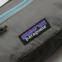 Patagonia Ultralight Black Hole Mini Hip Pack - Pine Needle Green thumbnail