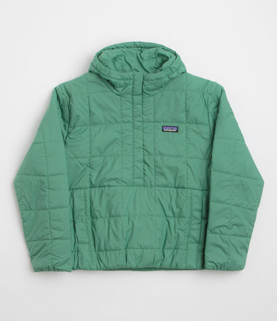Patagonia Womens Light Gust Hooded Pullover Jacket in Heartleaf Green