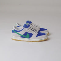 Nike SB Dunk Low Pro Shoes - Phantom / Malachite - Hyper Royal thumbnail