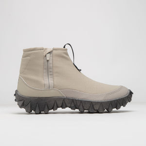Feather Grey / Feather Grey / Black