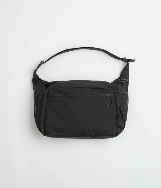  peak ブラック ボディバッグ Snow Peak Everyday Use Middle Shoulder Bag - Black | Flatspot