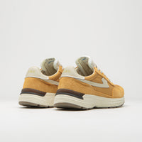 Stepney Workers Club Osier S-Strike Raw Suede Shoes - College Yellow thumbnail