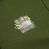 The North Face Connect Relaxed Graphic Hoodie - Woodland Green thumbnail