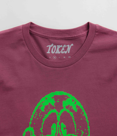 Token Thumbs Up T-Shirt in Berry