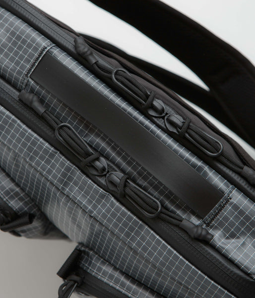 Topo Designs Apex Briefcase - Black | flatspot
