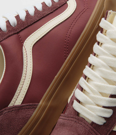 Vans Old Skool Shoes in Sporty Brown and Gum
