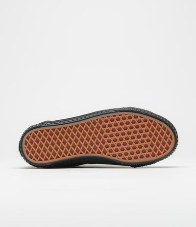 Vans Skate Lampin Shoes - (Pass Port) Black
