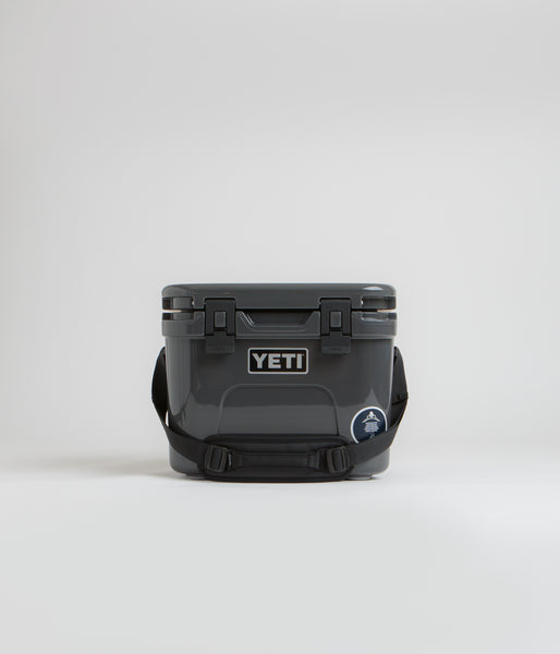 Yeti Roadie 15 Hard Cooler - Charcoal | Flatspot