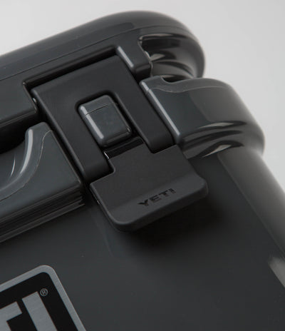 Yeti Roadie 24 Hard Cooler in Charcoal