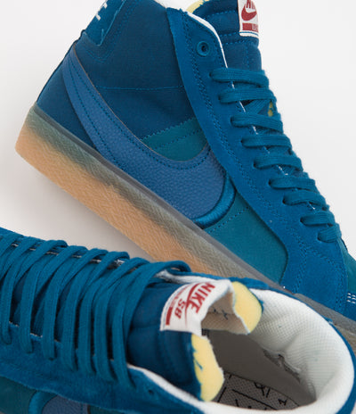 Nike SB Blazer Mid Premium Shoes - Green Abyss / Green Abyss - Phantom