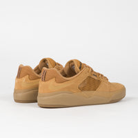 Nike SB Ishod Shoes in Flax and Wheat and Flax - Gum Light Brown thumbnail