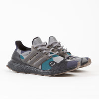 Adidas Gonz Ultra Boost Shoes in Grey Three and Core Black / Shadow Navy thumbnail