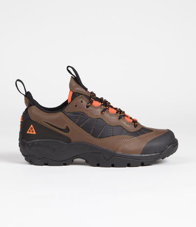 Nike ACG Air Mada Shoes in Bison and Black and Hyper Crimson - Total Orange