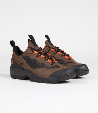 Nike ACG Air Mada Shoes in Bison and Black and Hyper Crimson - Total Orange