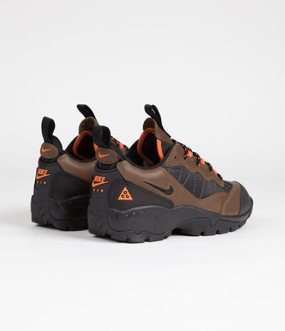 Nike ACG Air Mada Shoes in Bison and Black and Hyper Crimson - Total Orange