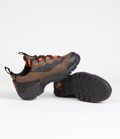 Nike ACG Air Mada Shoes in Bison and Black and Hyper Crimson - Total Orange