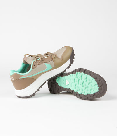 Nike ACG Lowcate Shoes - Limestone / Green Glow - Dark Driftwood - Sail