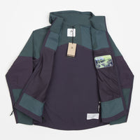 Nike ACG Sun Farer Jacket in Faded Spruce and Gridiron / Black / Summit White thumbnail
