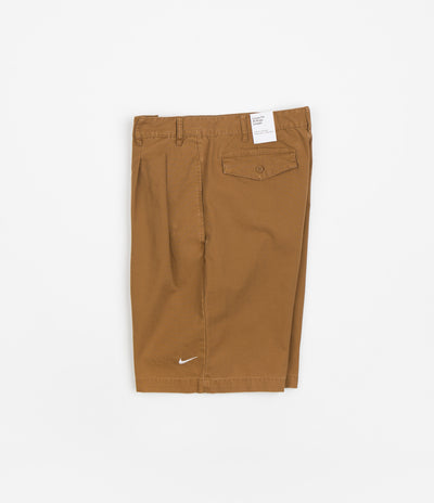 Nike Pleated Chino Shorts - Ale Brown / White