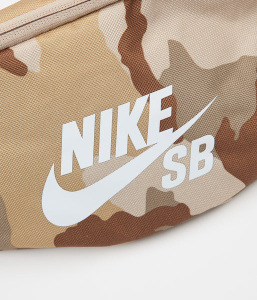 Nike sb heritage bag camo deals