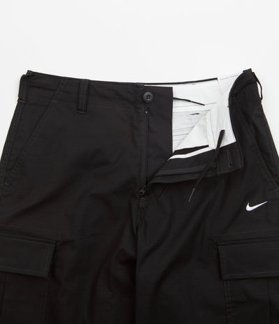 Nike SB Kearny Cargo Pants in Black and Black / Anthracite / White