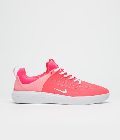 Nike SB Nyjah 3 Shoes in Hot Punch and White and Hot Punch - Hot Punch
