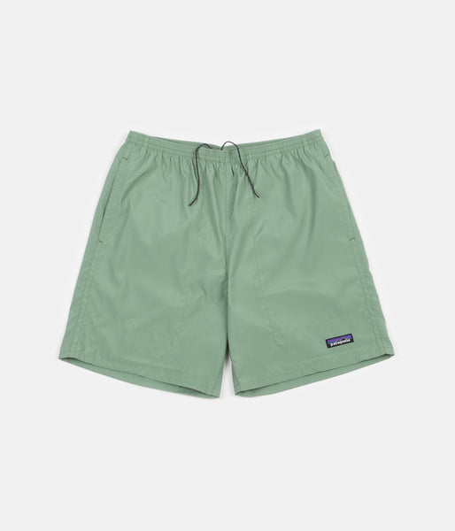 Patagonia baggies matcha top green