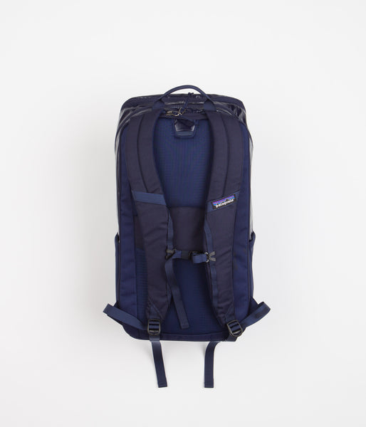 Patagonia Black Hole Backpack 32L Classic Navy Flatspot