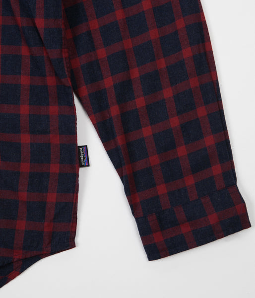 Patagonia Pima Long Sleeve Shirt Lodge Pine Navy Blue Flatspot