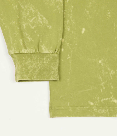 Polar Leaves And Window Long Sleeve T-Shirt in Pea Green