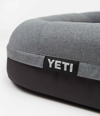 Yeti Trailhead Dog Bed in Grey