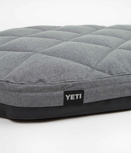 YETI trailhead 犬用ベッド グレー 長方形 YETI trailhead 犬用ベッド グレー 長方形