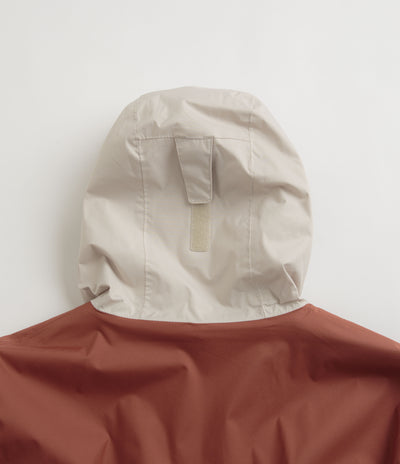 Columbia Inner Limits III Jacket in Dark Stone and Auburn / Canteen