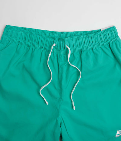 Nike Flow Shorts - Clear Jade / White