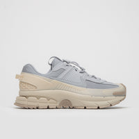 Nike Vomero Roam Shoes - Wolf Grey / Wolf Grey - Sanddrift - Hemp thumbnail