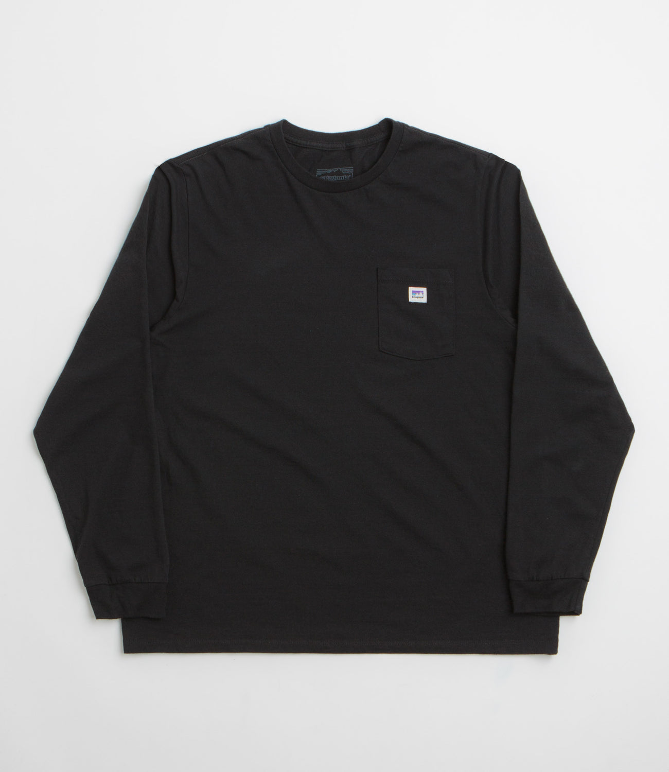 【patagonia】Long-Sleeved Sticker Pocket Responsibili-Tee Patagonia Long-Sleeved Shop Sticker Pocket Responsibili-Tee®