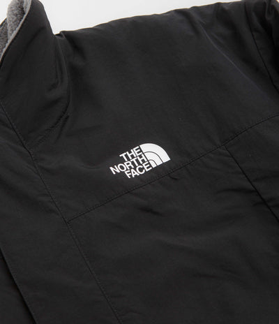 The North Face Yumiori Reversible Jacket in TNF Black and Smoke