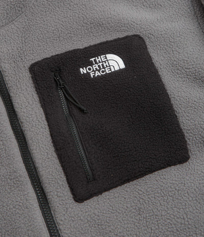 The North Face Yumiori Reversible Jacket in TNF Black and Smoke