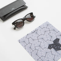 A.P.C. John Sunglasses in Black thumbnail