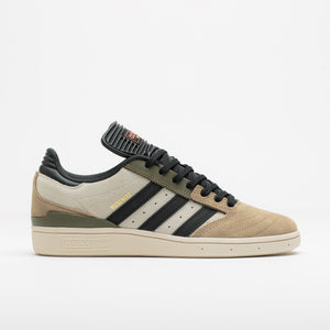 Cardboard / Core Black / Olive Strata