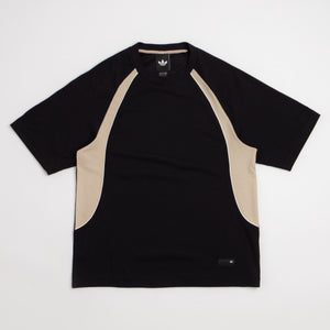 Black / Khaki Three